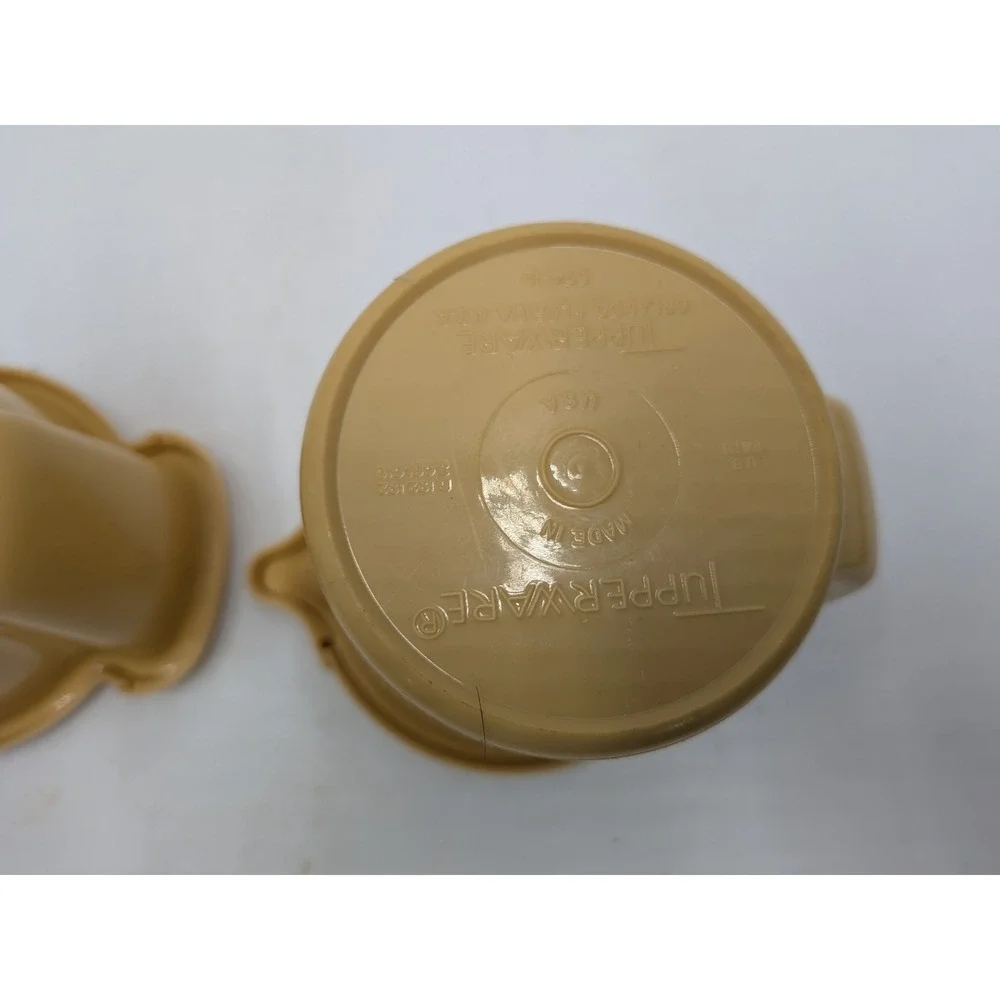 Vintage Tupperware Harvest Gold Cream and Sugar Set 574-12 577-9 Tan USA Made
